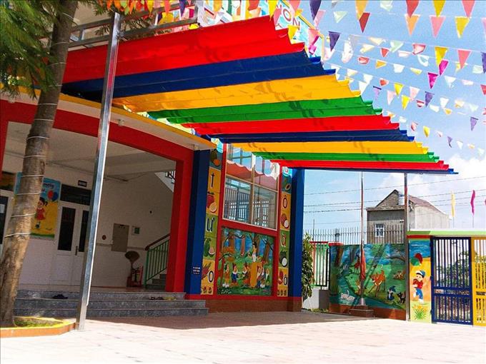 Công ty thi công mái che sân trường các loại chất lượng, giá tốt nhất Hà Tĩnh.jpg